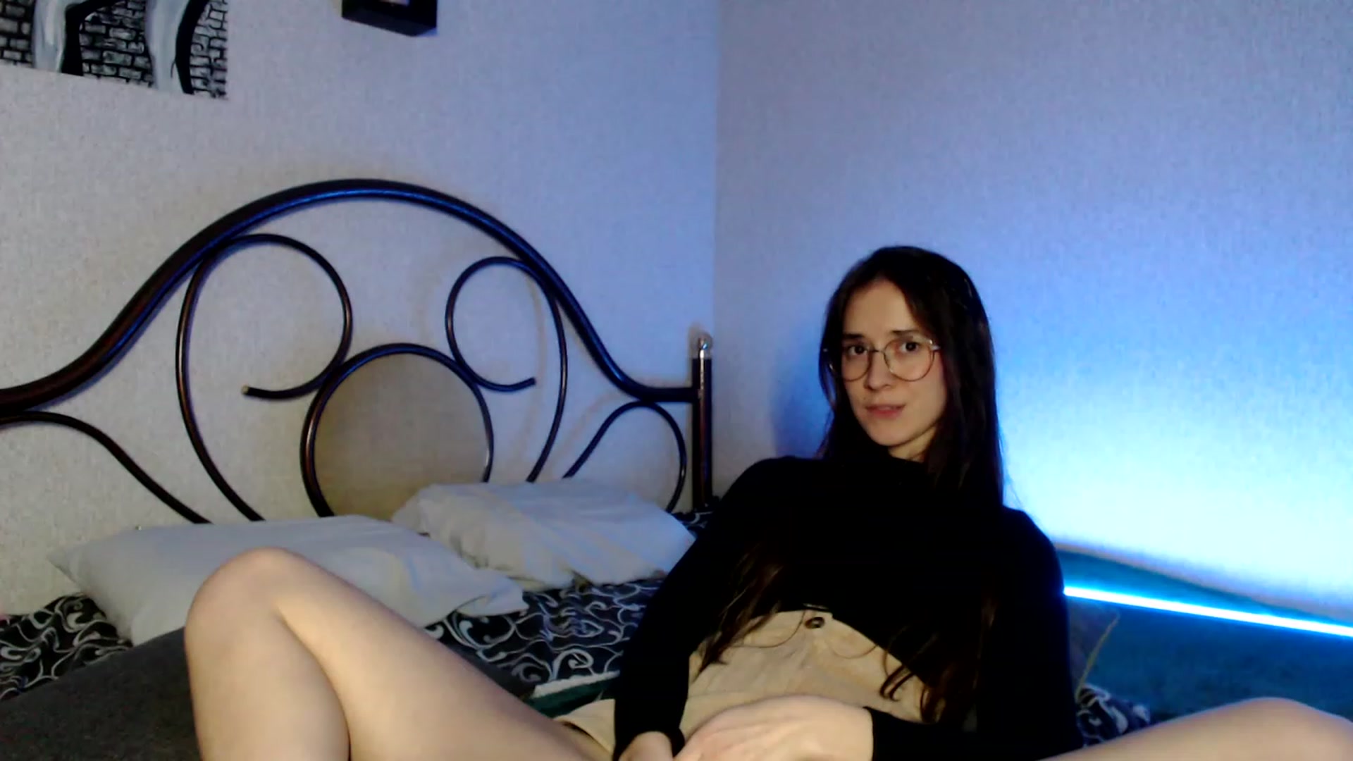Gallery image thumbnail from Wow__kelly's myfreecams stream on, 11/16/2023, 17:07 image 10 of 20