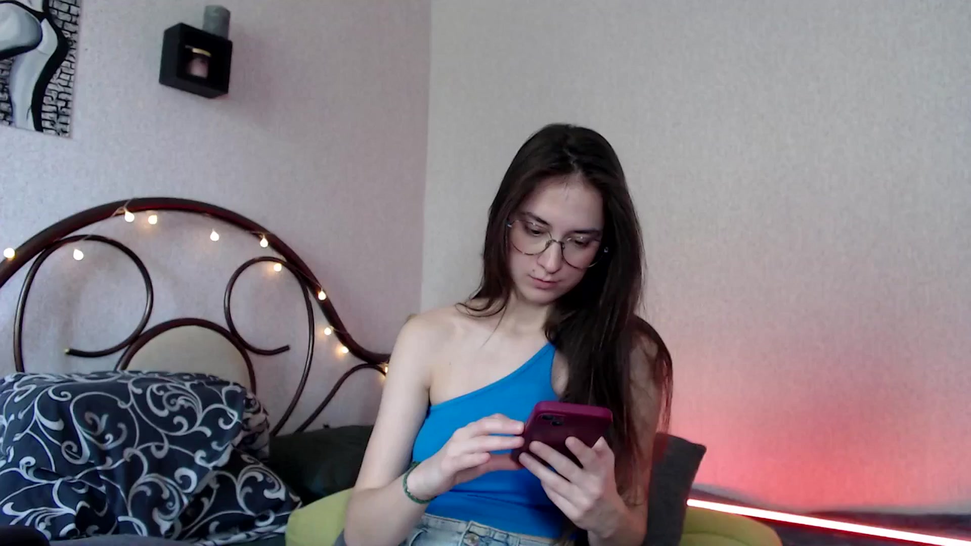 Gallery image thumbnail from Wow__kelly's myfreecams stream on, 07/02/2024, 12:29 image 10 of 20