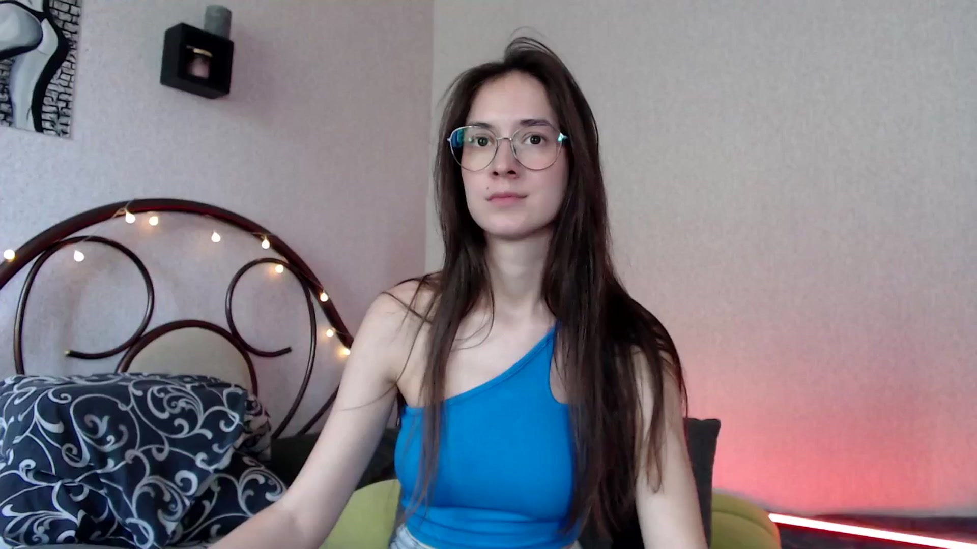 Gallery image thumbnail from Wow__kelly's myfreecams stream on, 07/02/2024, 12:29 image 15 of 20