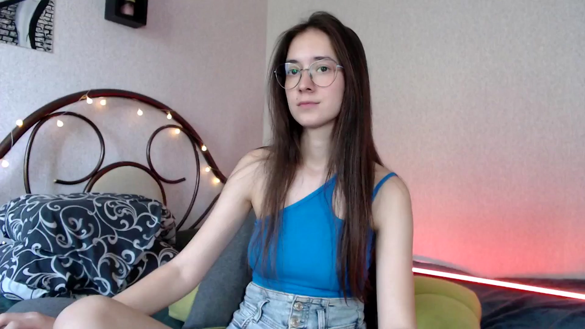Gallery image thumbnail from Wow__kelly's myfreecams stream on, 07/02/2024, 14:07 image 7 of 20