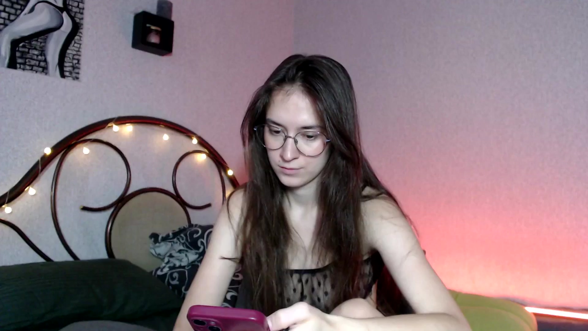 Gallery image thumbnail from Wow__kelly's myfreecams stream on, 07/05/2024, 13:14 image 12 of 20