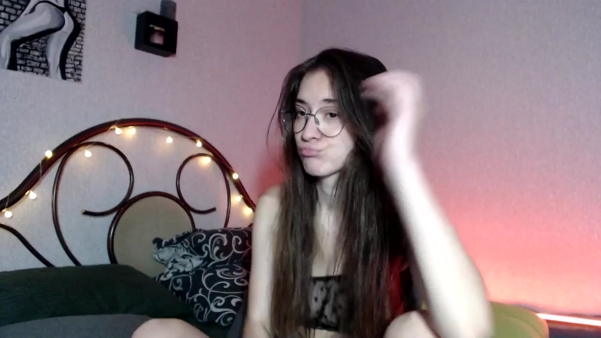 Gallery image thumbnail from Wow__kelly's myfreecams stream on, 07/05/2024, 13:14 image 16 of 20