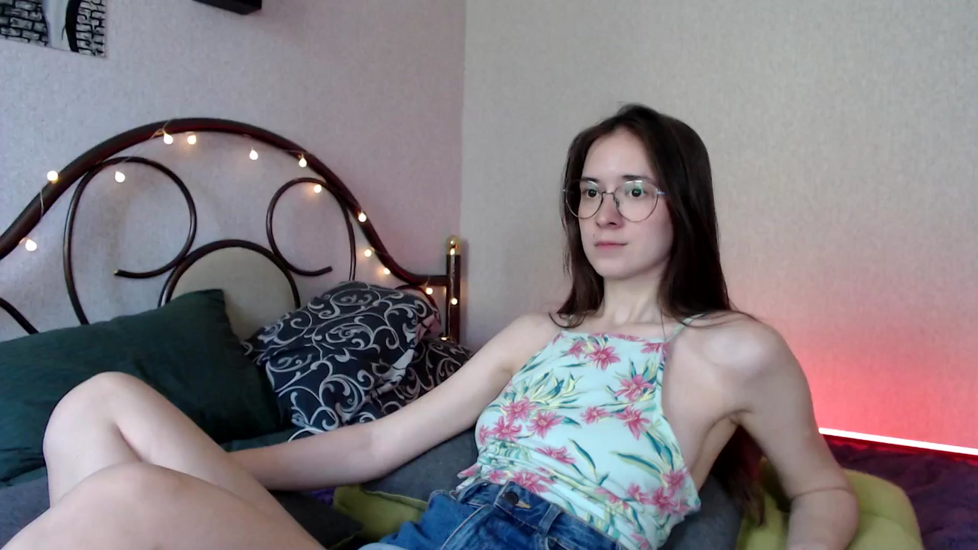 Gallery image thumbnail from Wow__kelly's myfreecams stream on, 07/08/2024, 12:03 image 13 of 20