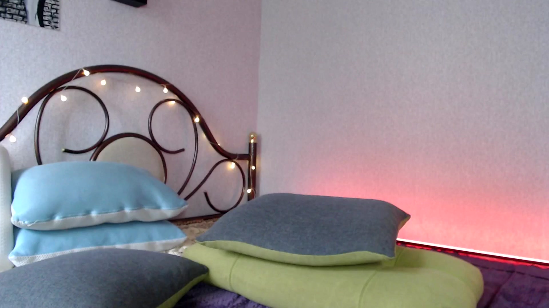Gallery image thumbnail from Wow__kelly's myfreecams stream on, 07/09/2024, 15:32 image 10 of 20