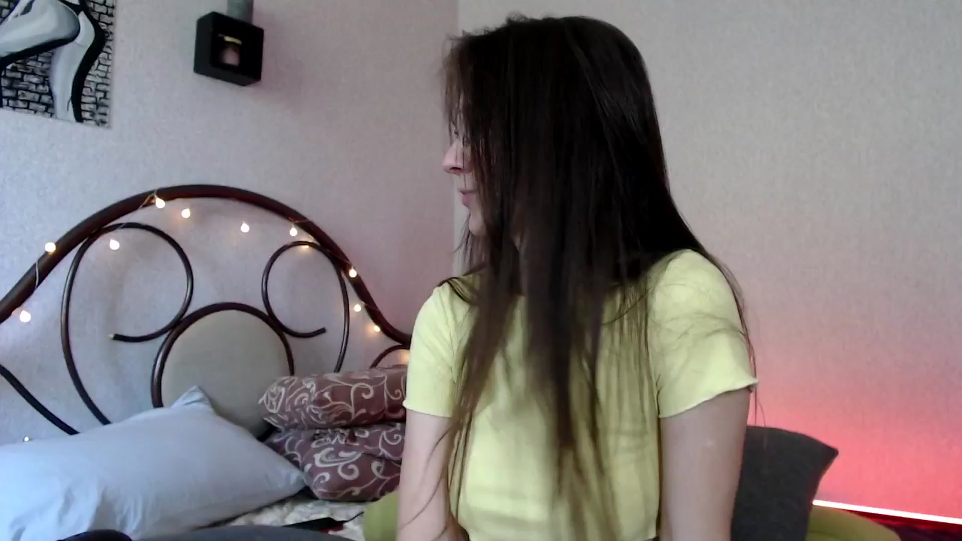 Gallery image thumbnail from Wow__kelly's myfreecams stream on, 07/14/2024, 14:16 image 10 of 20