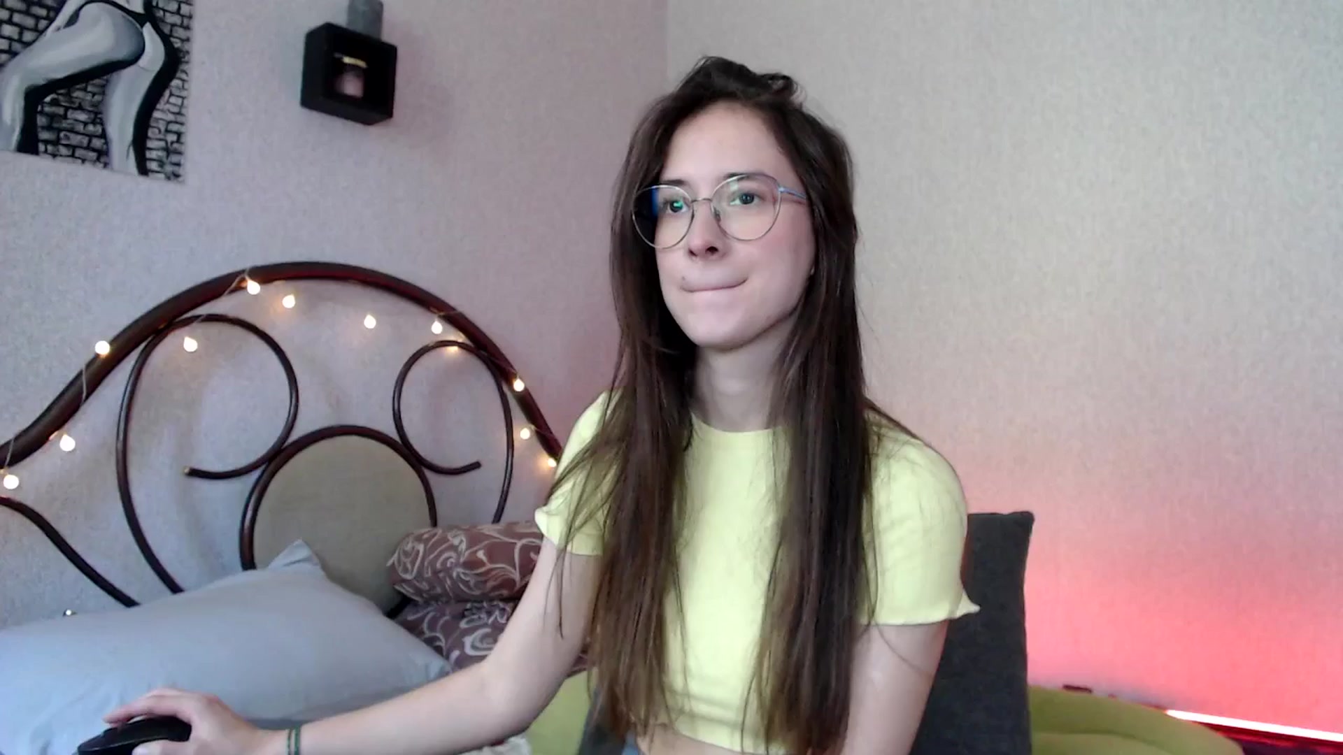 Gallery image thumbnail from Wow__kelly's myfreecams stream on, 07/14/2024, 14:16 image 3 of 20