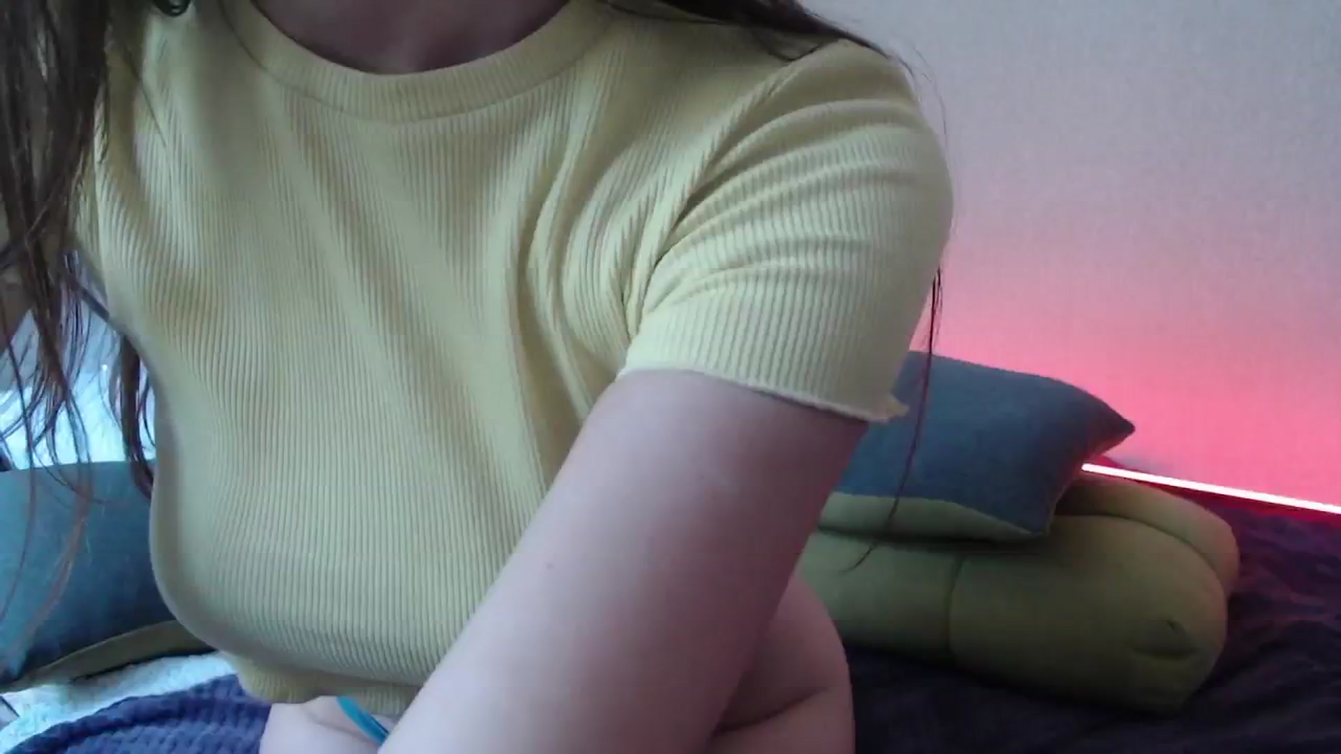 Gallery image thumbnail from Wow__kelly's myfreecams stream on, 07/14/2024, 14:59 image 1 of 20