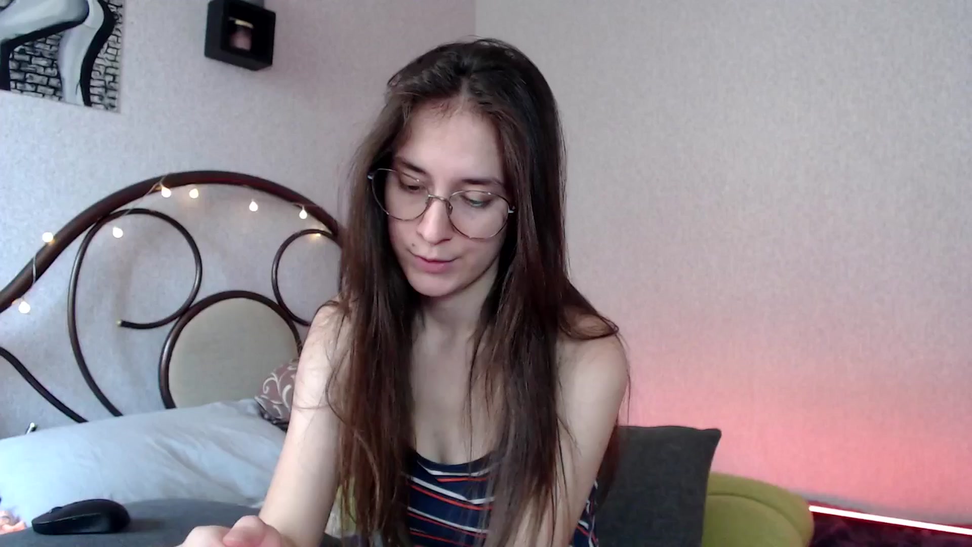 Gallery image thumbnail from Wow__kelly's myfreecams stream on, 07/17/2024, 16:03 image 6 of 20