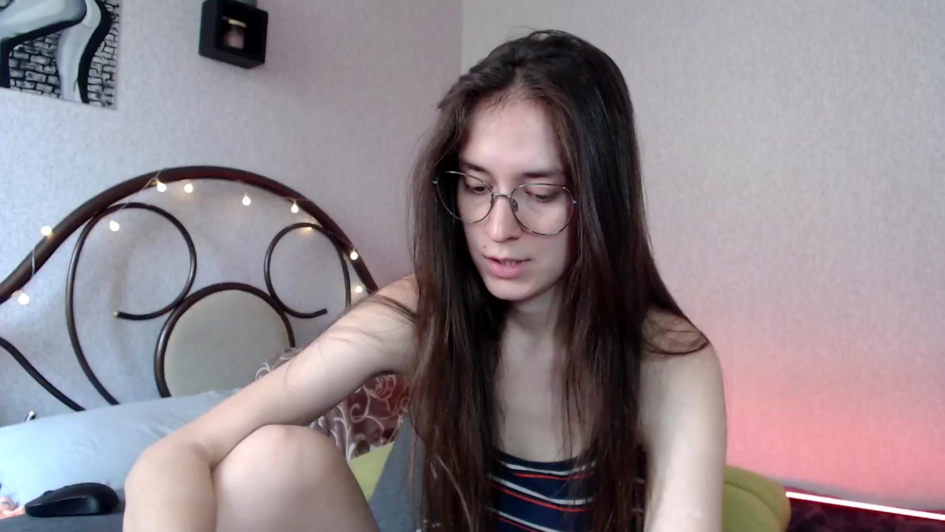 Gallery image thumbnail from Wow__kelly's myfreecams stream on, 07/17/2024, 16:03 image 7 of 20