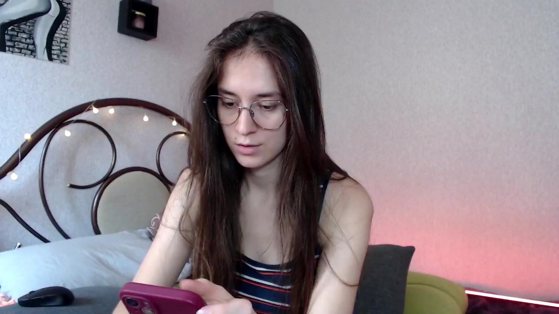 Gallery image thumbnail from Wow__kelly's myfreecams stream on, 07/17/2024, 16:03 image 5 of 20