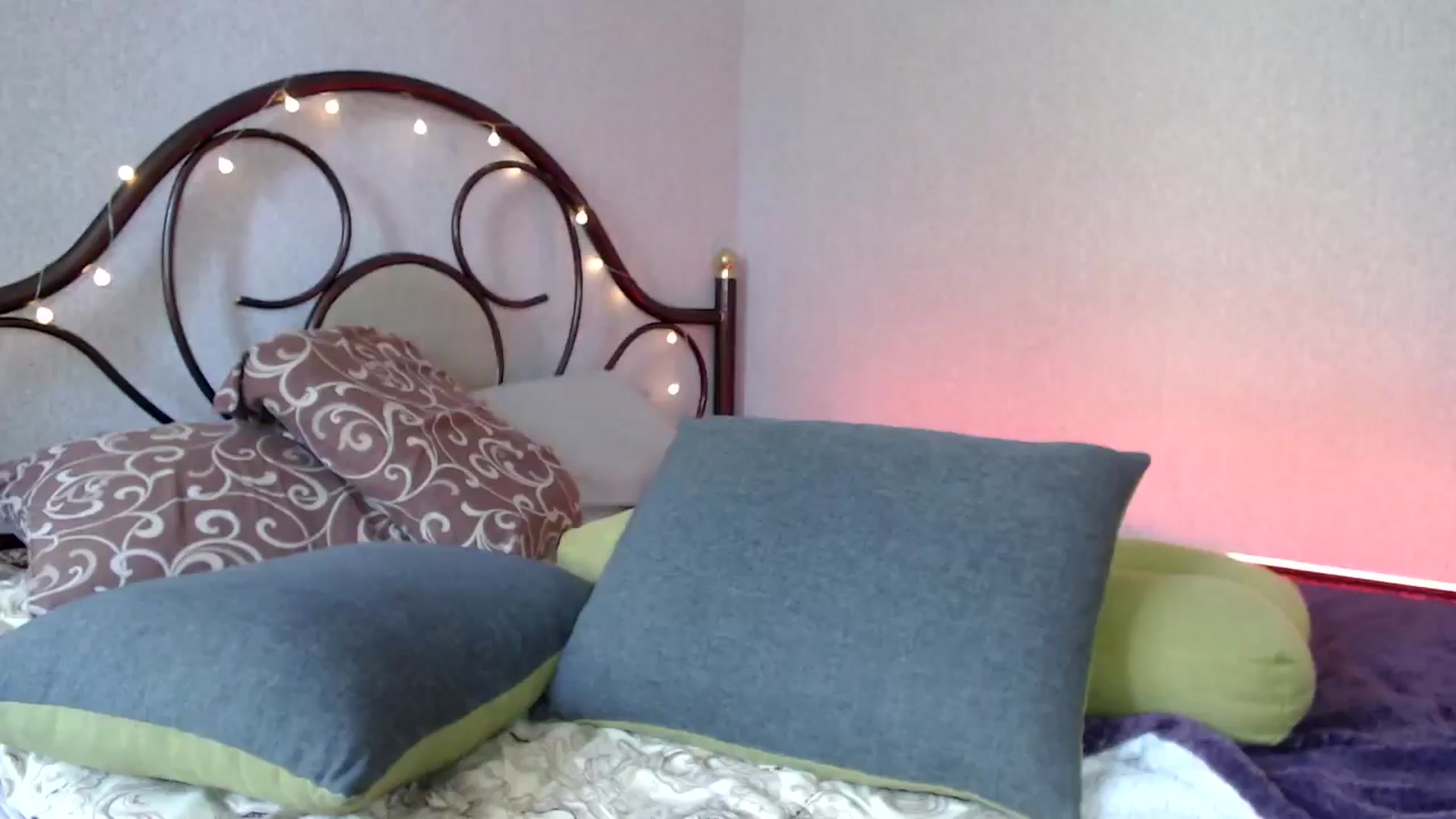 Gallery image thumbnail from Wow__kelly's myfreecams stream on, 07/19/2024, 13:42 image 5 of 20