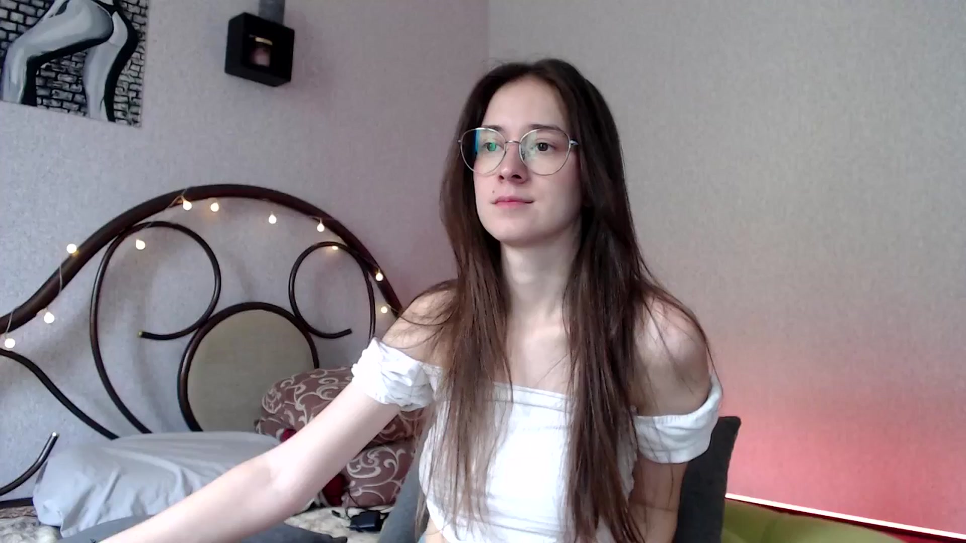 Gallery image thumbnail from Wow__kelly's myfreecams stream on, 07/22/2024, 09:53 image 8 of 20