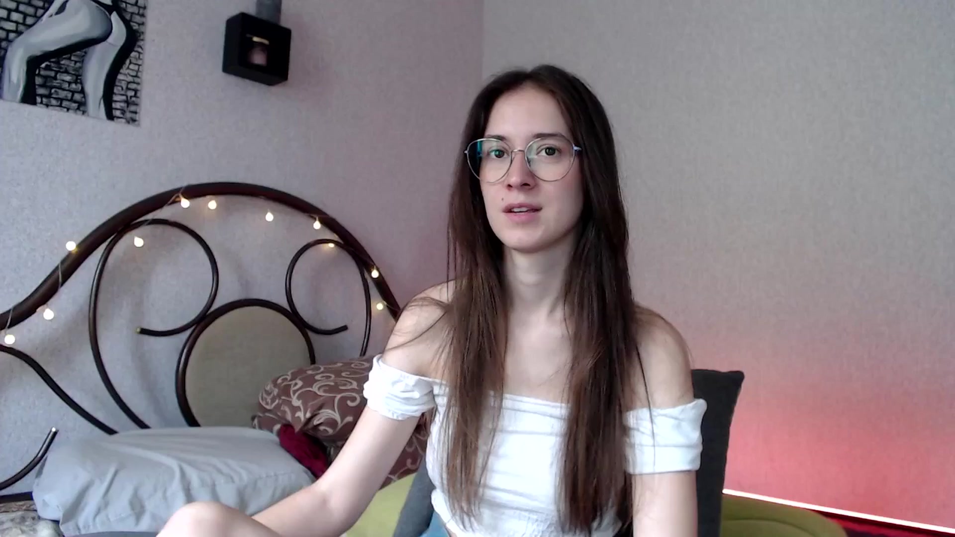 Gallery image thumbnail from Wow__kelly's myfreecams stream on, 07/22/2024, 09:53 image 13 of 20