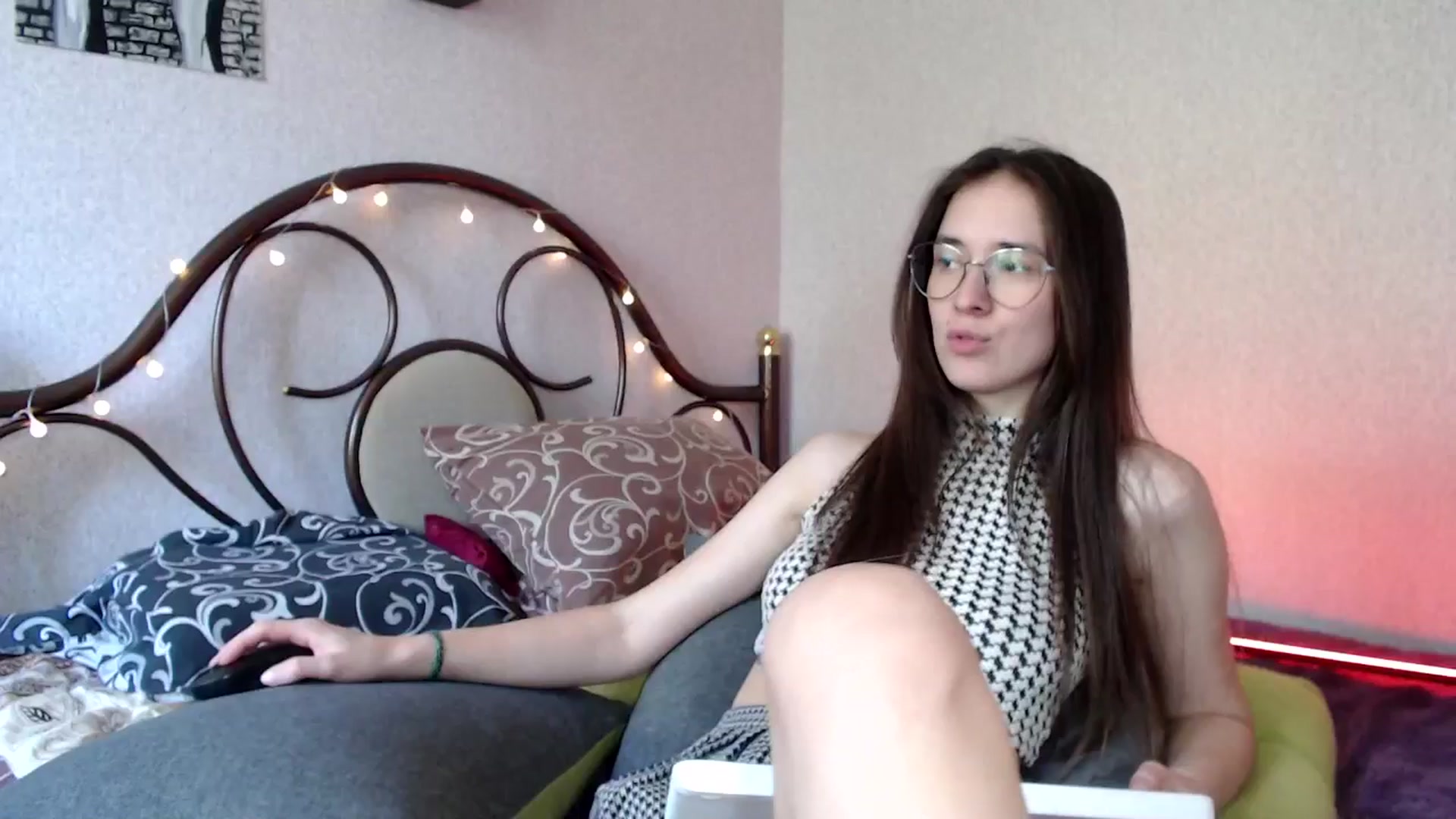 Gallery image thumbnail from Wow__kelly's myfreecams stream on, 07/23/2024, 11:41 image 19 of 20