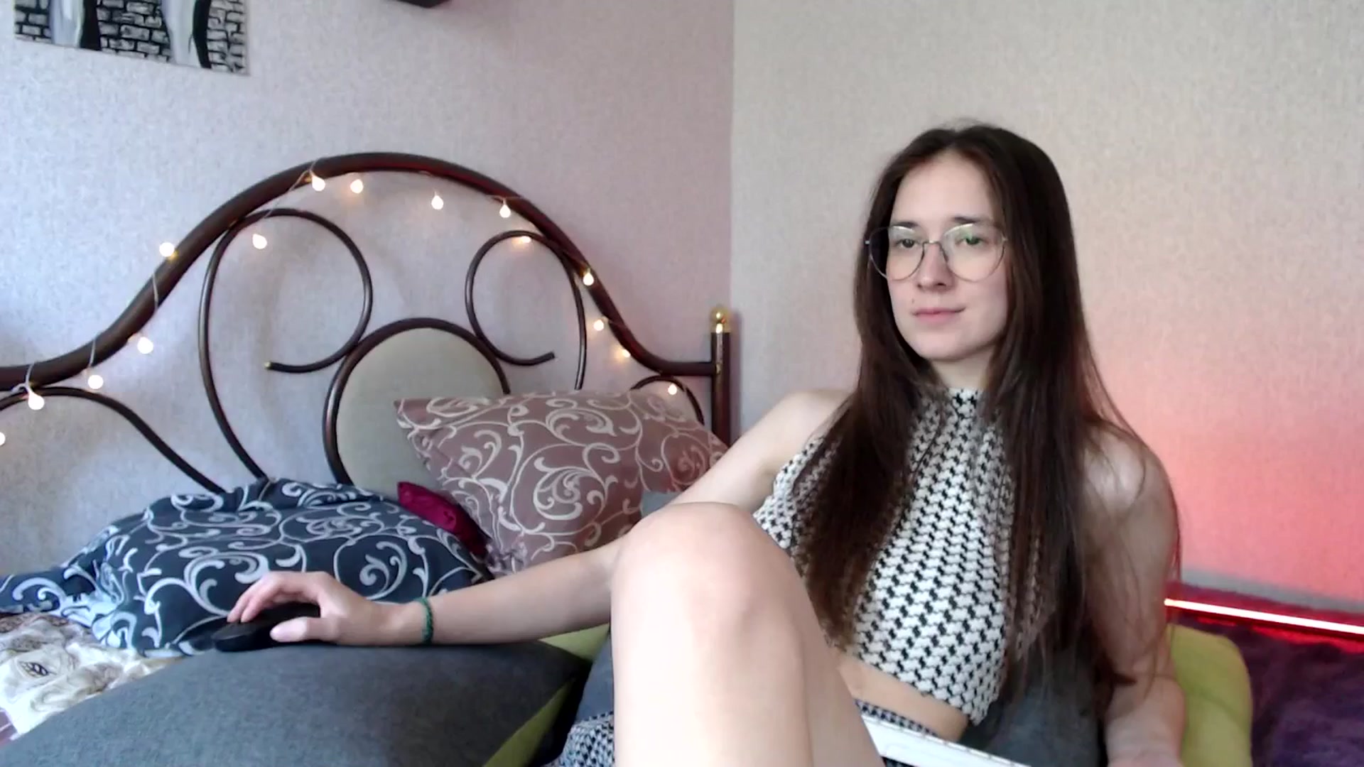 Gallery image thumbnail from Wow__kelly's myfreecams stream on, 07/23/2024, 11:41 image 11 of 20