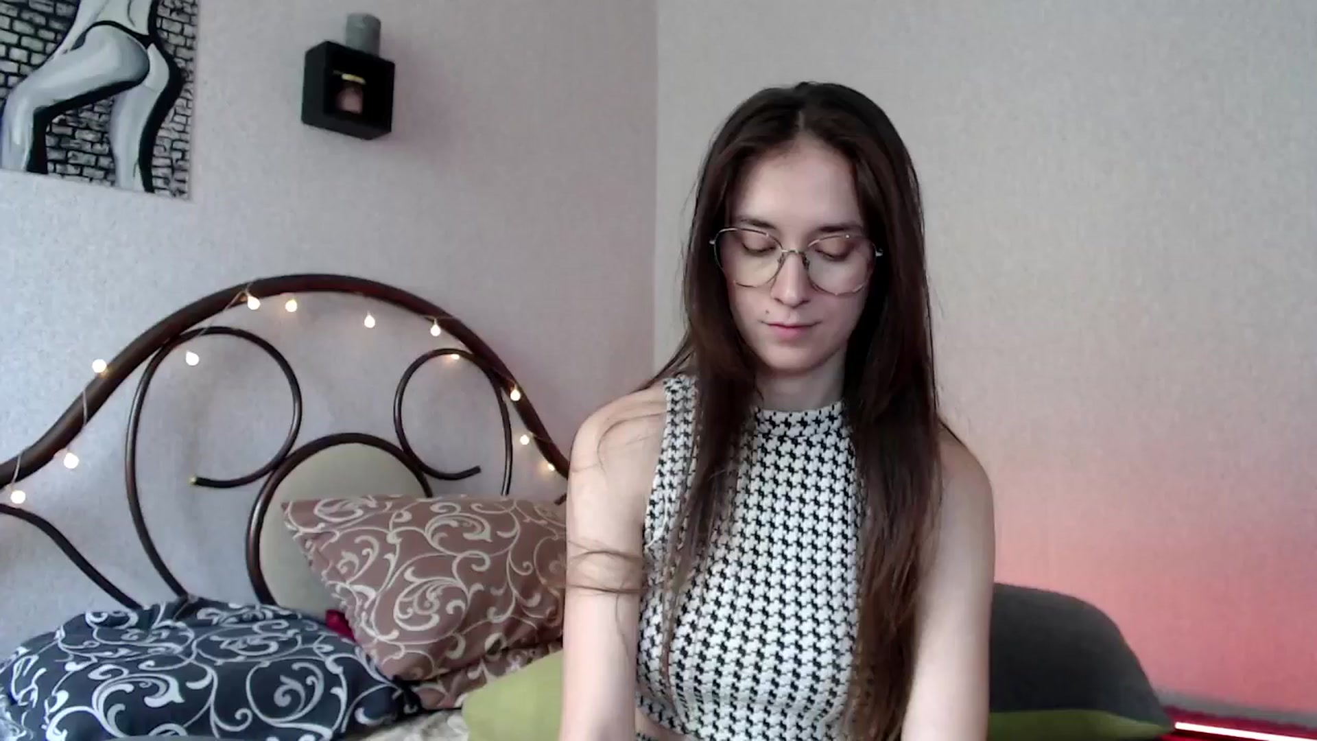 Gallery image thumbnail from Wow__kelly's myfreecams stream on, 07/23/2024, 16:02 image 5 of 20