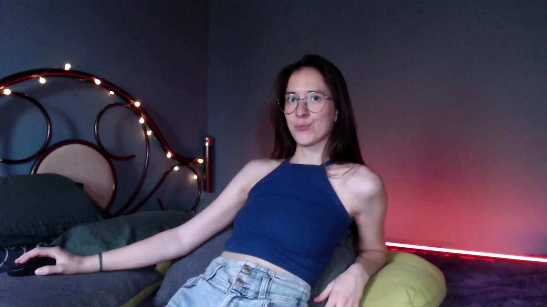 Gallery image thumbnail from Wow__kelly's myfreecams stream on, 08/25/2024, 16:28 image 7 of 20