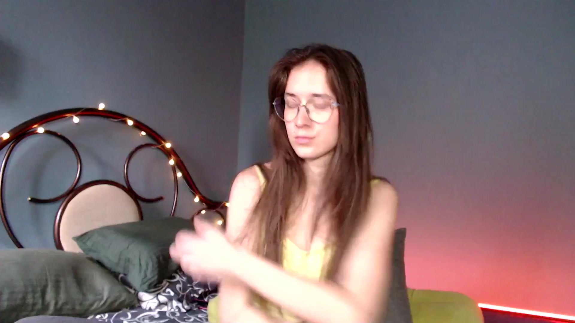 Gallery image thumbnail from Wow__kelly's myfreecams stream on, 08/26/2024, 13:12 image 17 of 20