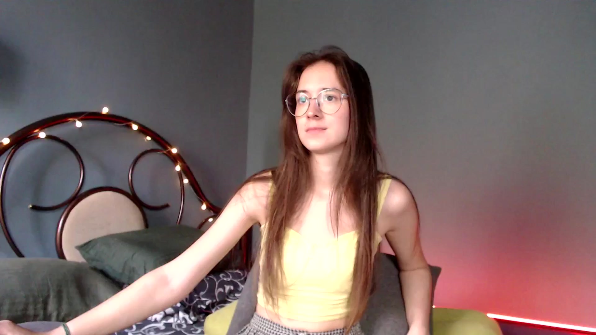 Gallery image thumbnail from Wow__kelly's myfreecams stream on, 08/26/2024, 13:12 image 12 of 20