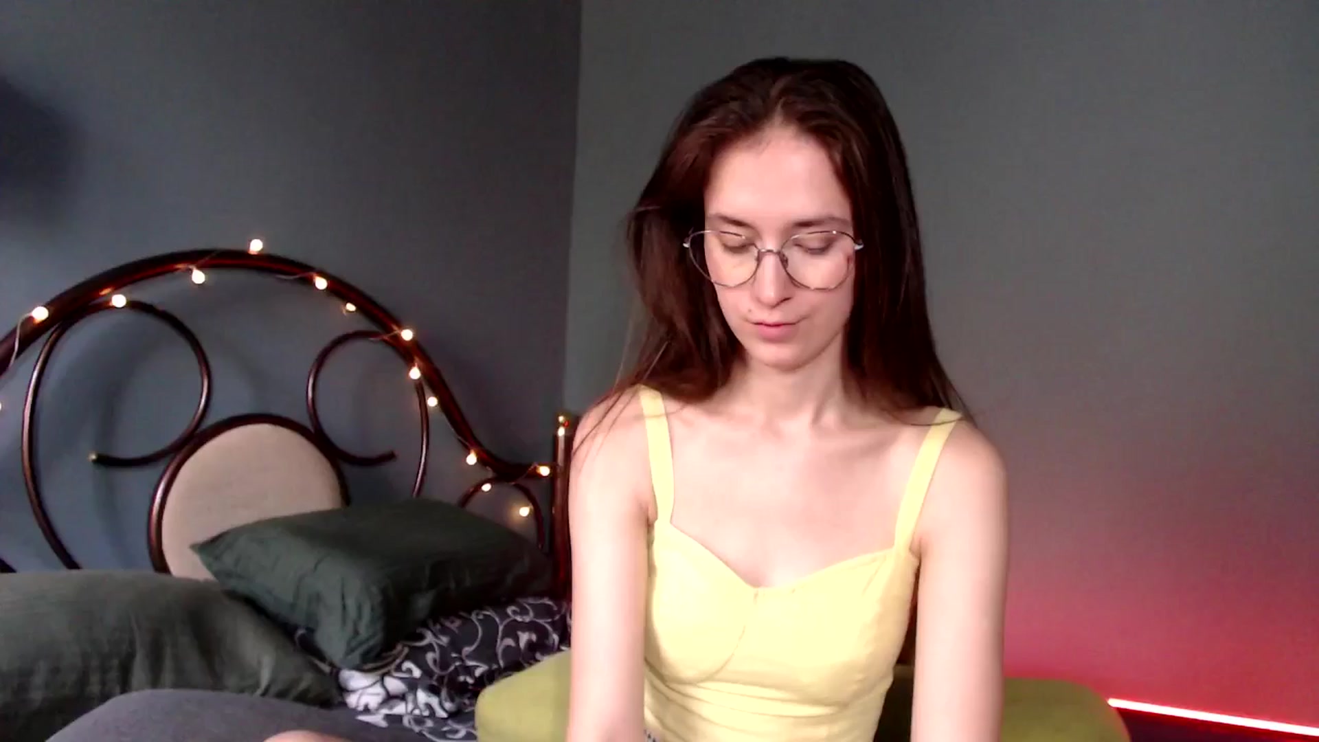 Gallery image thumbnail from Wow__kelly's myfreecams stream on, 08/26/2024, 13:12 image 6 of 20