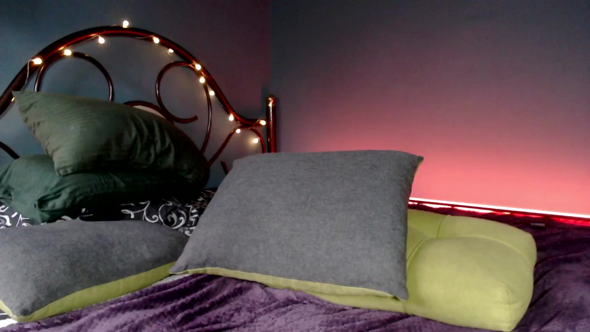 Gallery image thumbnail from Wow__kelly's myfreecams stream on, 08/27/2024, 15:44 image 10 of 20