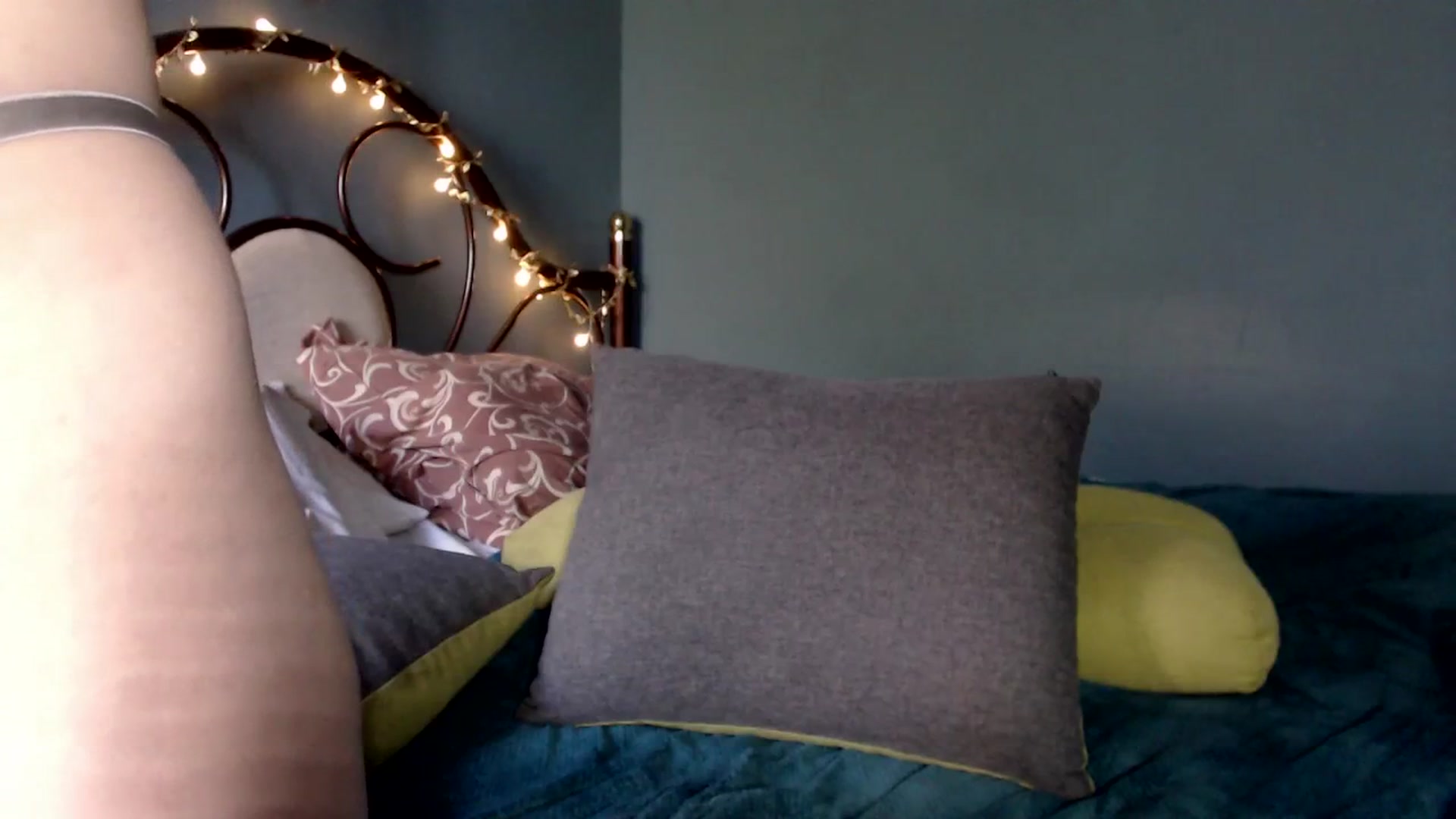 Gallery image thumbnail from Wow__kelly's myfreecams stream on, 04/21/2025, 15:46 image 5 of 20