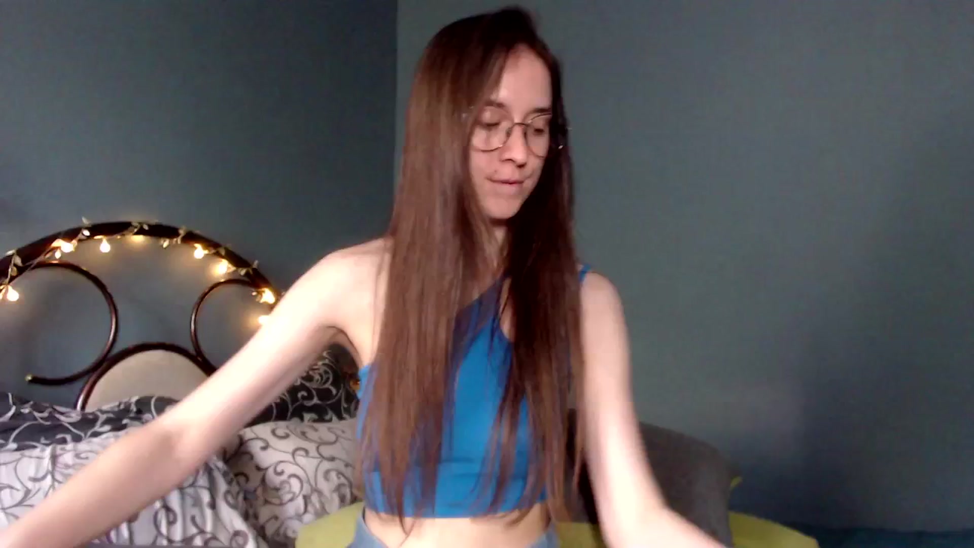 Gallery image thumbnail from Wow__kelly's myfreecams stream on, 06/16/2025, 14:56 image 7 of 20