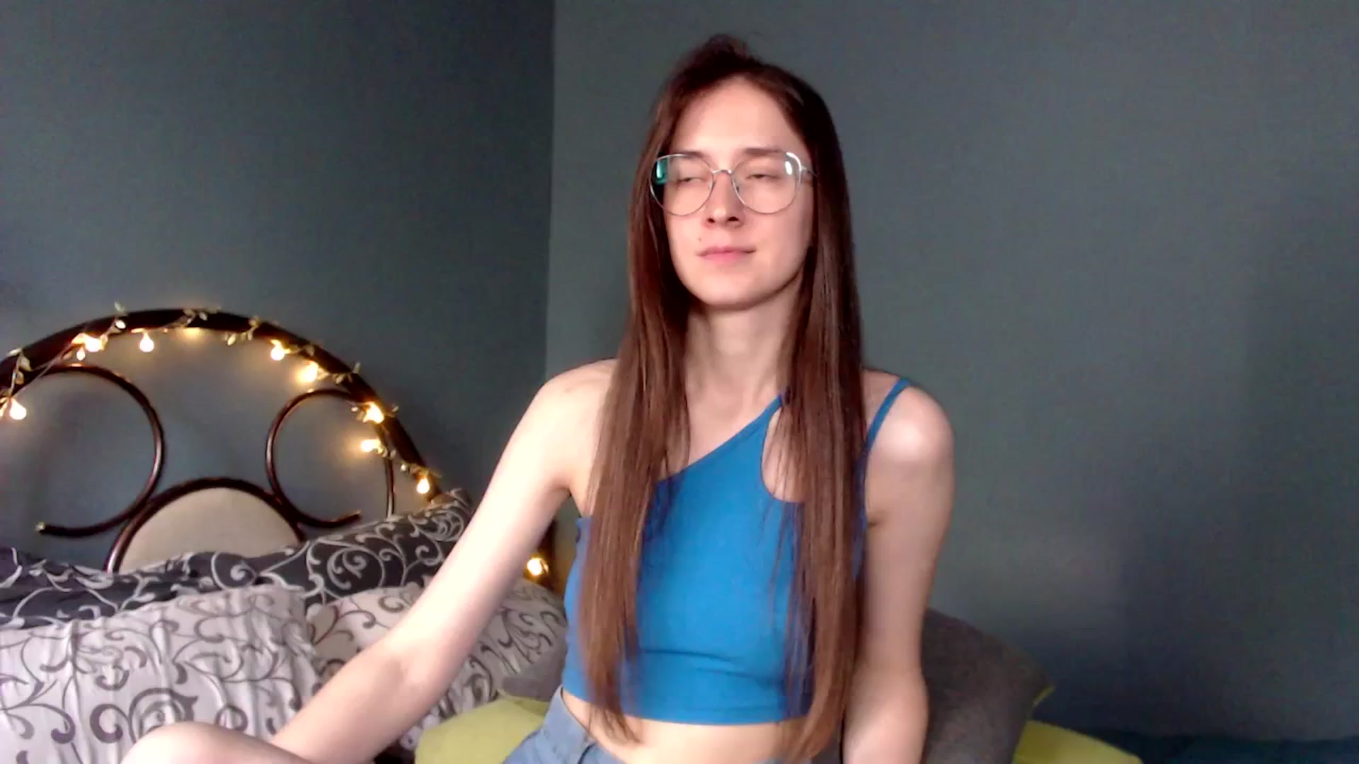 Gallery image thumbnail from Wow__kelly's myfreecams stream on, 06/16/2025, 14:56 image 8 of 20
