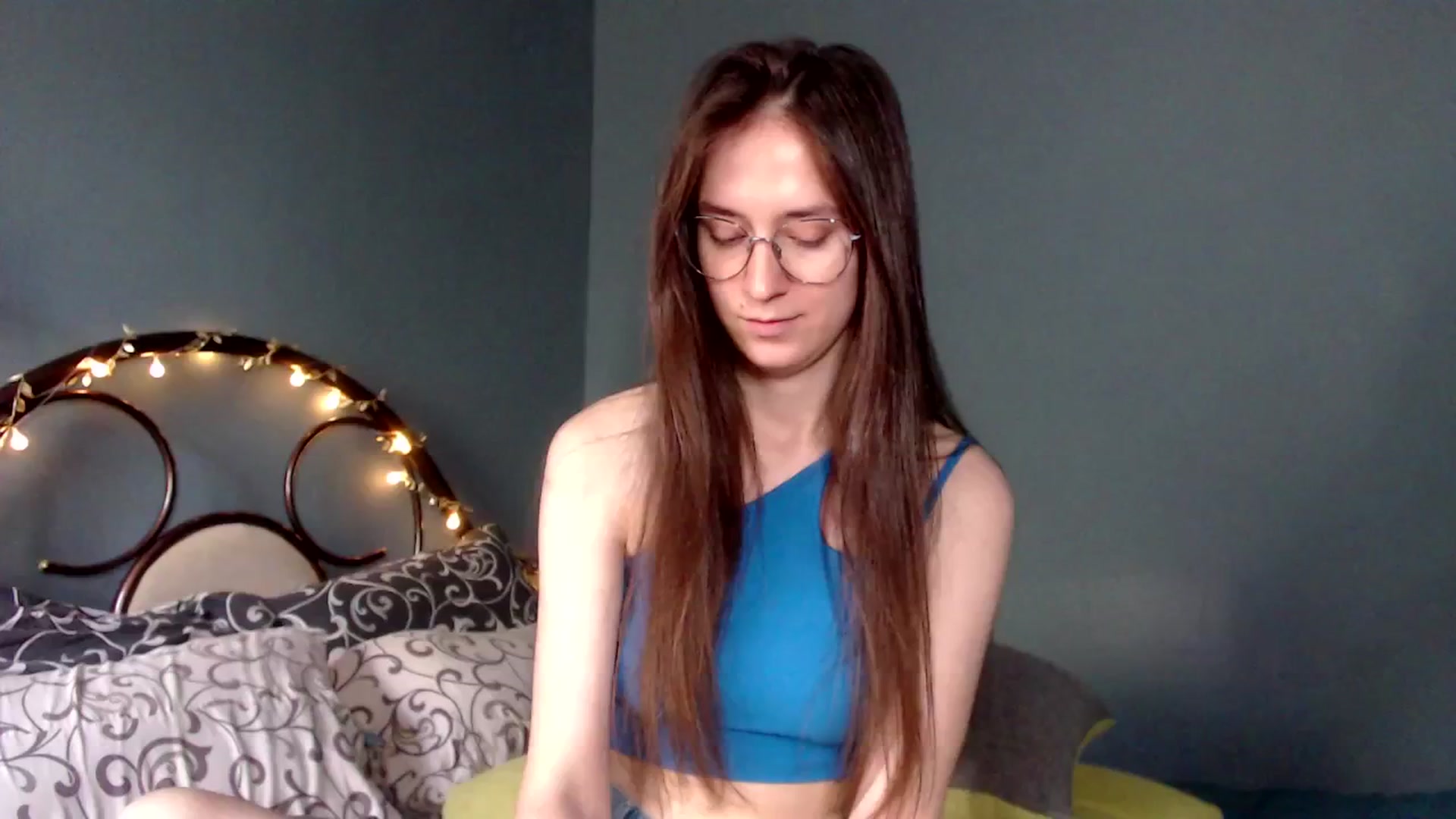 Gallery image thumbnail from Wow__kelly's myfreecams stream on, 06/16/2025, 14:56 image 4 of 20