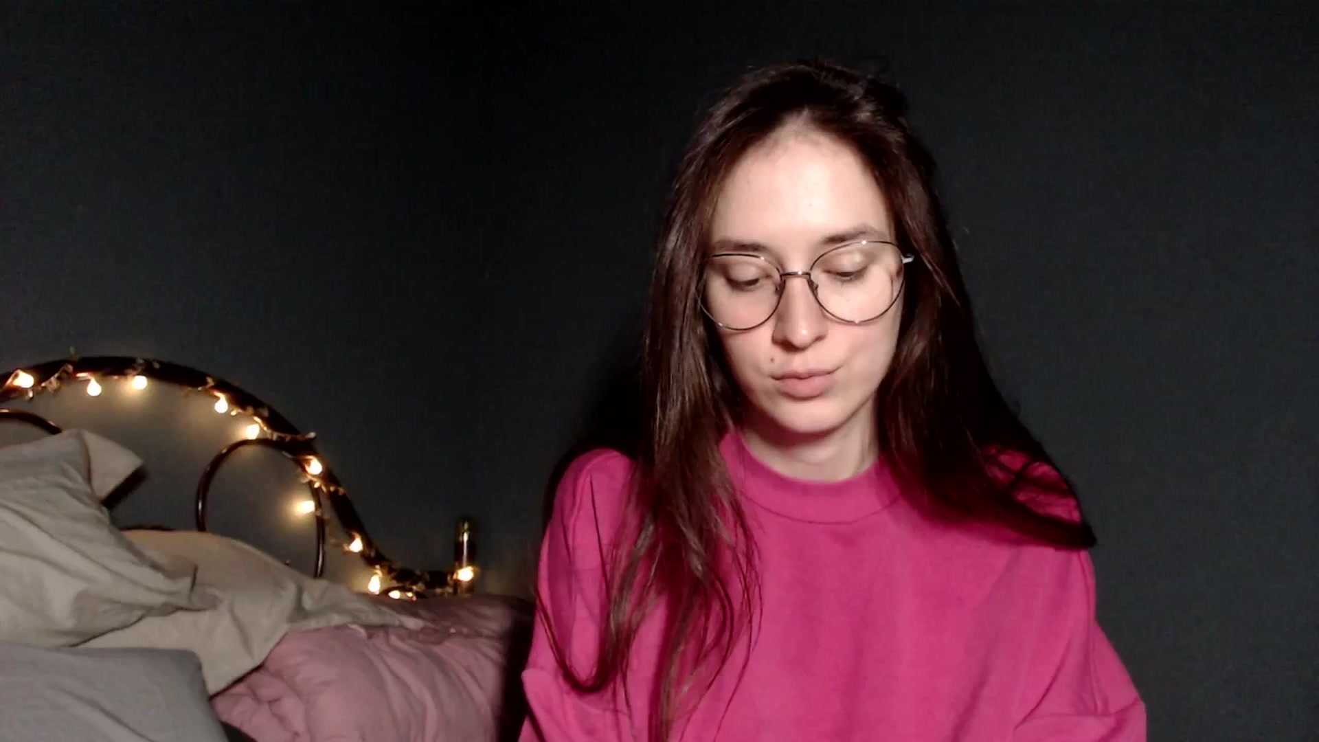 Gallery image thumbnail from Wow__kelly's myfreecams stream on, 11/16/2025, 14:12 image 6 of 20