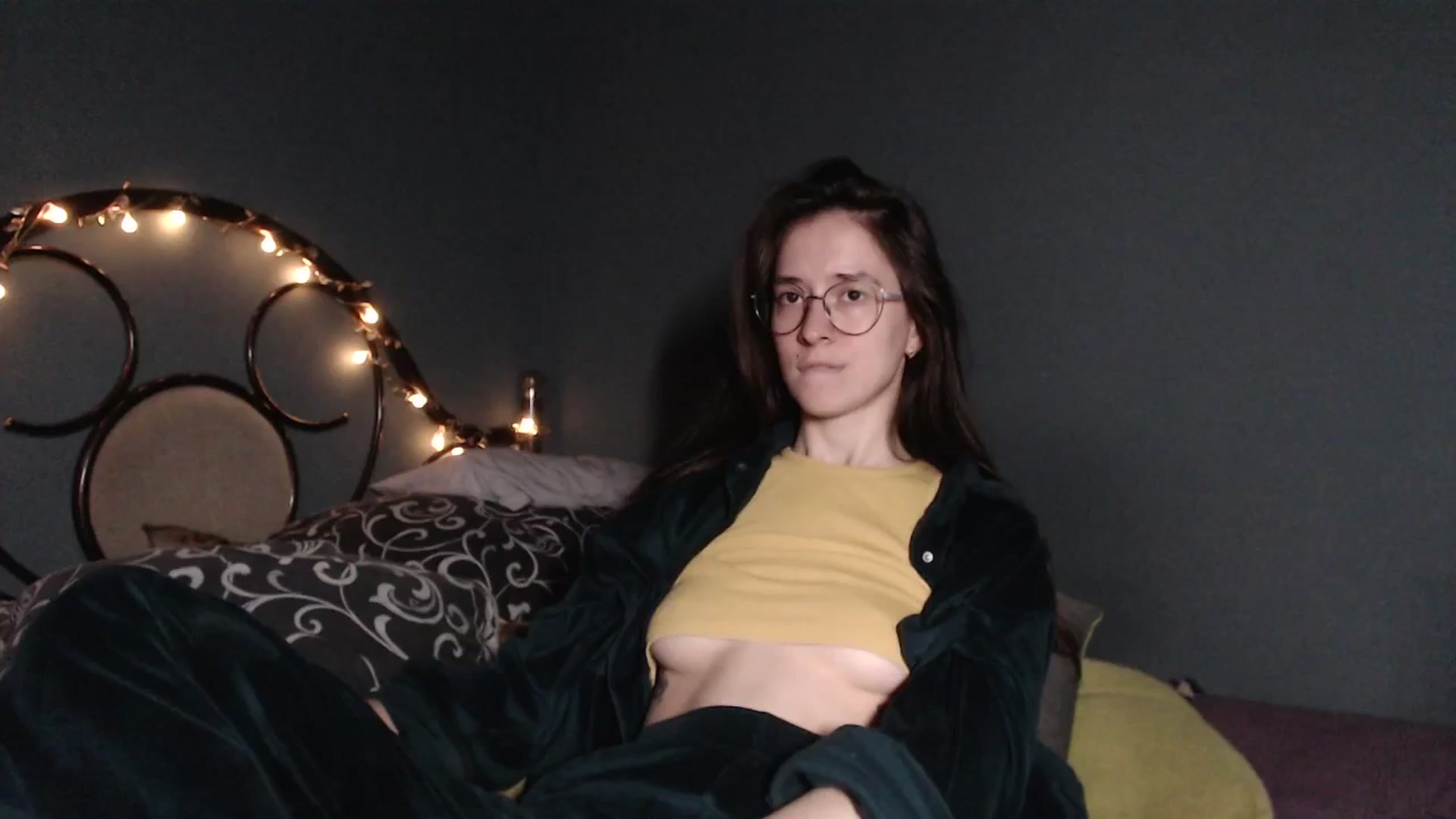 Gallery image thumbnail from Wow__kelly's myfreecams stream on, 11/23/2025, 14:29 image 14 of 20