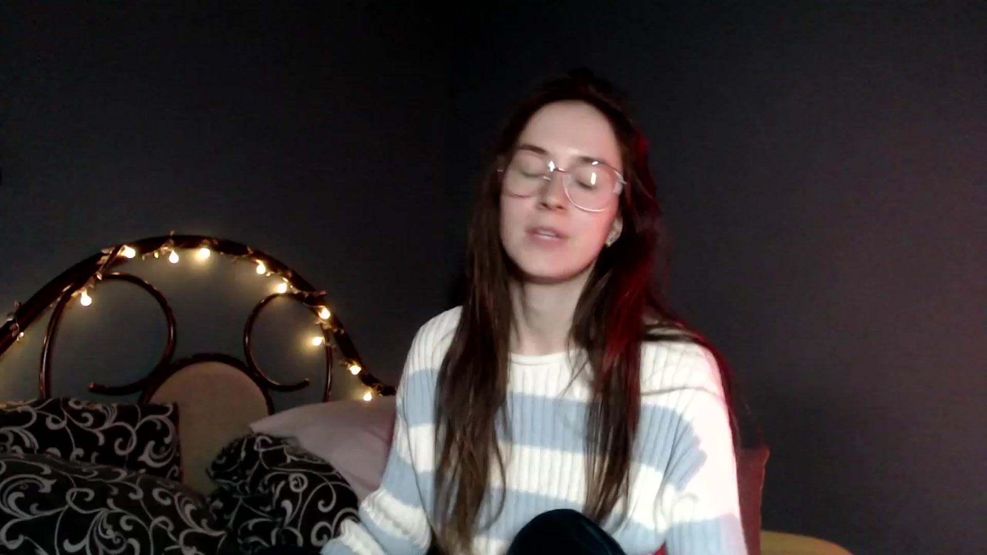 Gallery image thumbnail from Wow__kelly's myfreecams stream on, 11/26/2025, 16:23 image 12 of 20