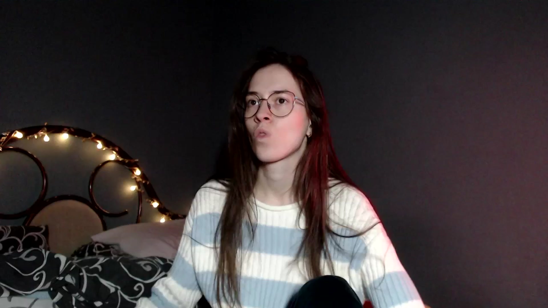 Gallery image thumbnail from Wow__kelly's myfreecams stream on, 11/26/2025, 16:23 image 6 of 20