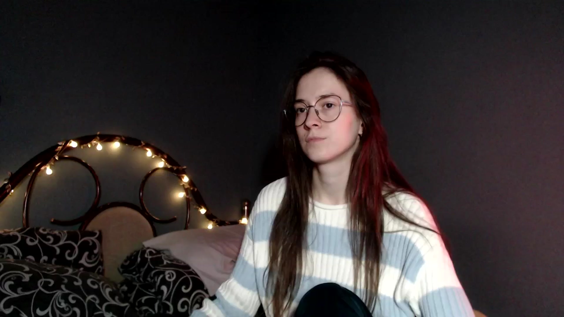Gallery image thumbnail from Wow__kelly's myfreecams stream on, 11/26/2025, 16:23 image 13 of 20