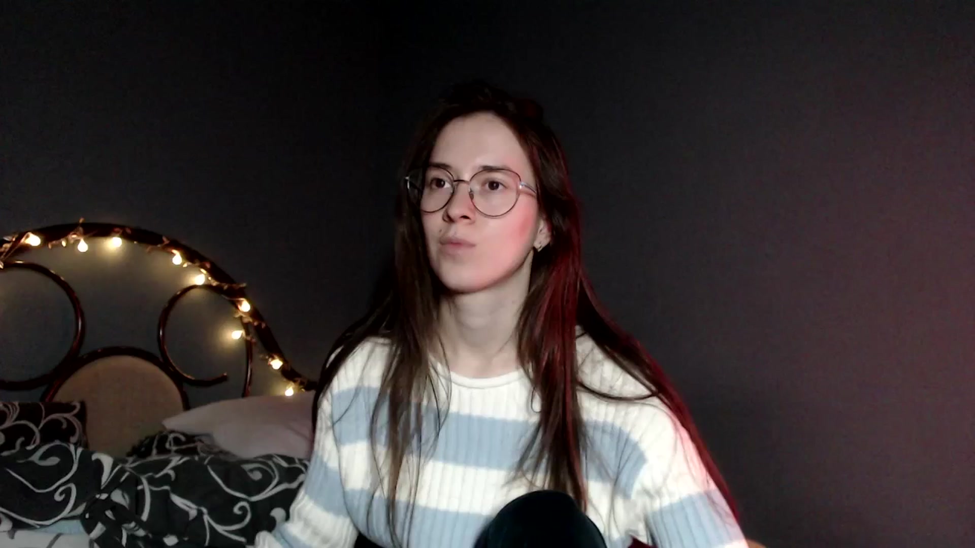 Gallery image thumbnail from Wow__kelly's myfreecams stream on, 11/26/2025, 16:23 image 5 of 20