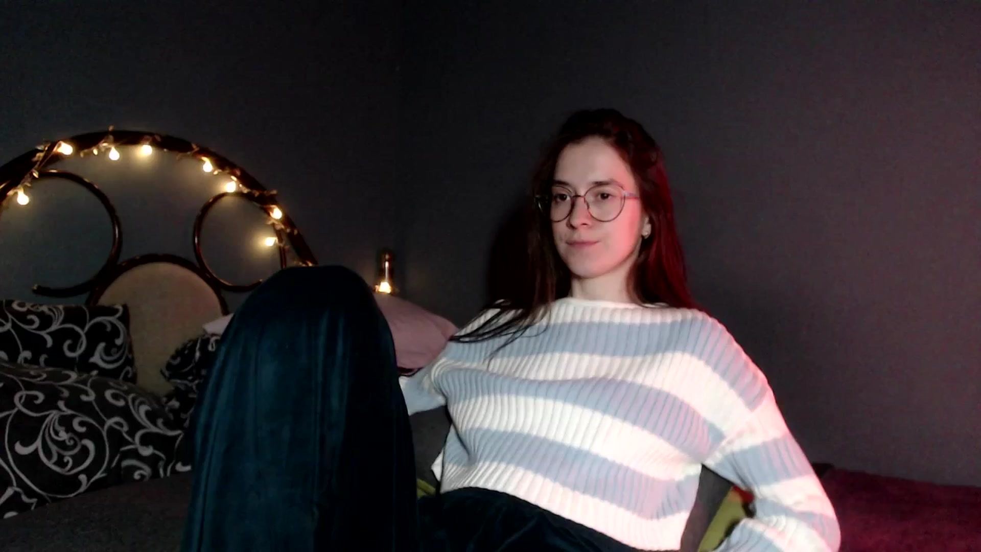 Gallery image thumbnail from Wow__kelly's myfreecams stream on, 11/26/2025, 16:23 image 17 of 20