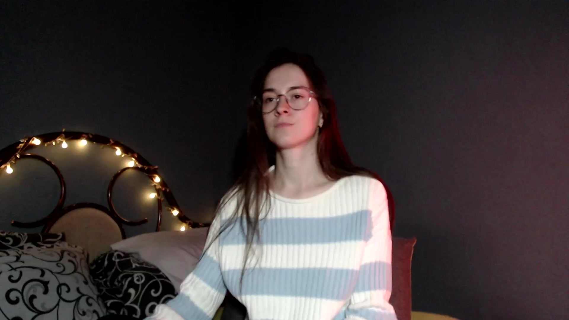 Gallery image thumbnail from Wow__kelly's myfreecams stream on, 11/26/2025, 16:23 image 2 of 20