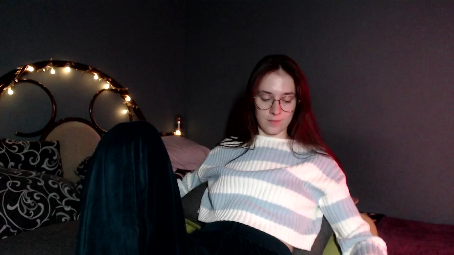 Gallery image thumbnail from Wow__kelly's myfreecams stream on, 11/26/2025, 16:23 image 15 of 20