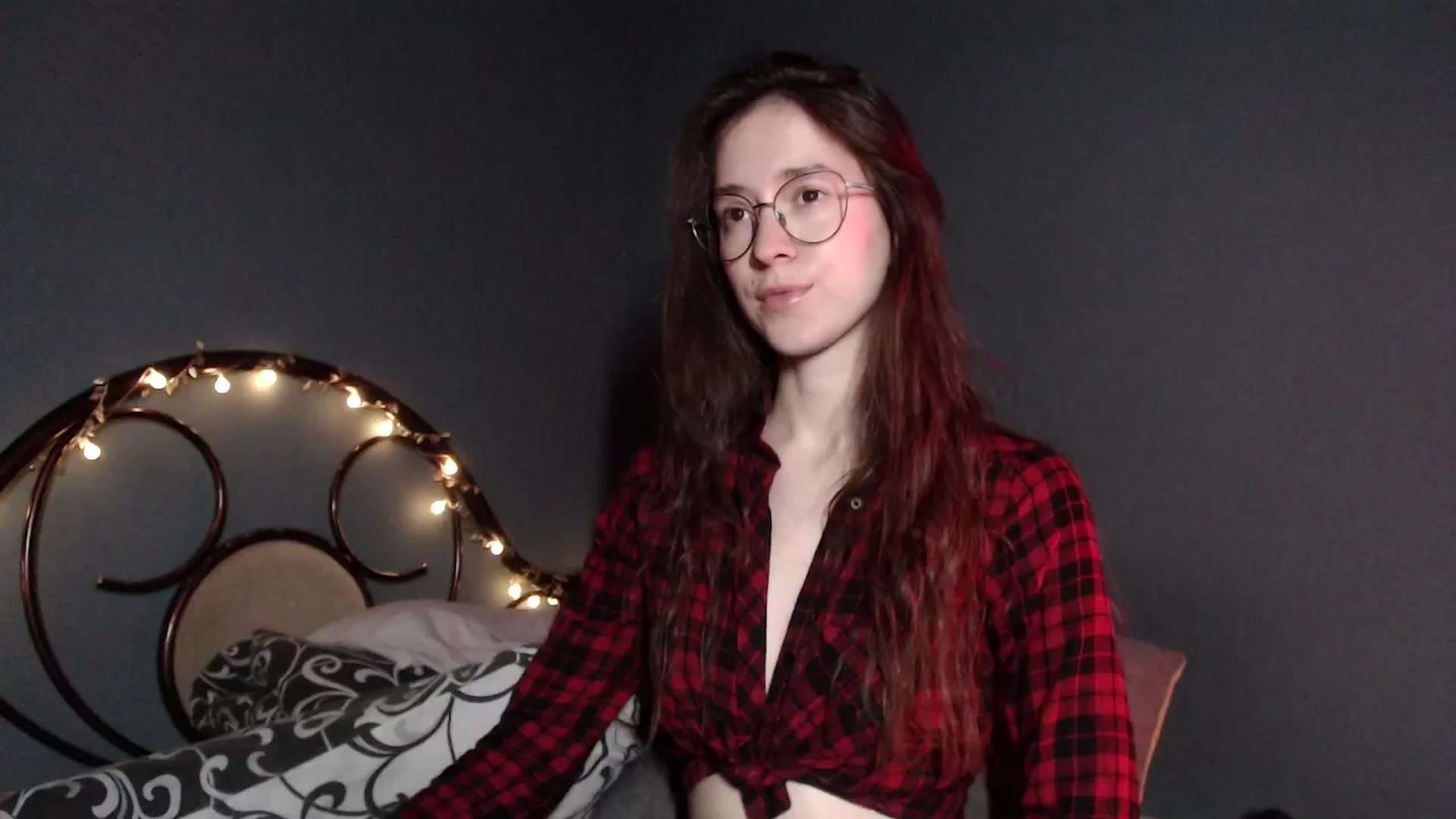 Gallery image thumbnail from Wow__kelly's myfreecams stream on, 11/29/2025, 16:29 image 17 of 20