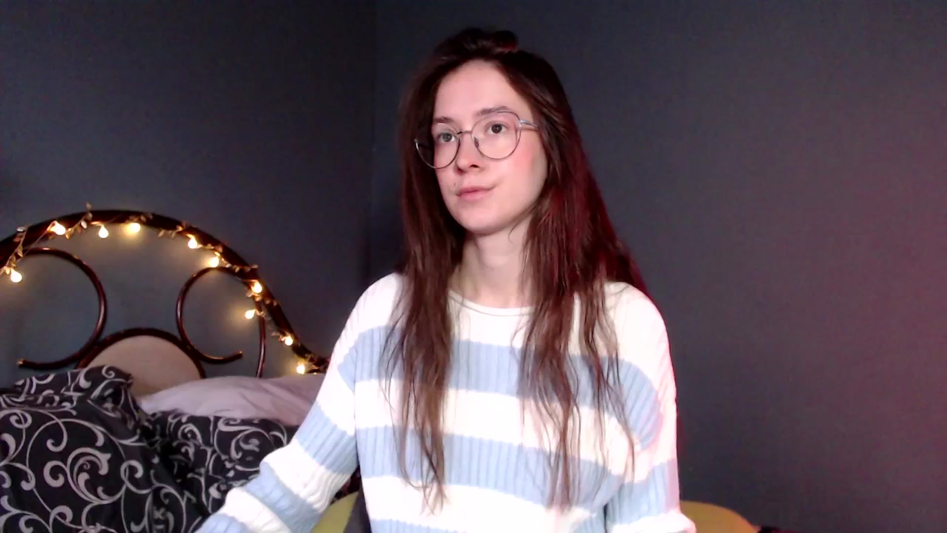 Gallery image thumbnail from Wow__kelly's myfreecams stream on, 11/30/2025, 12:50 image 4 of 20