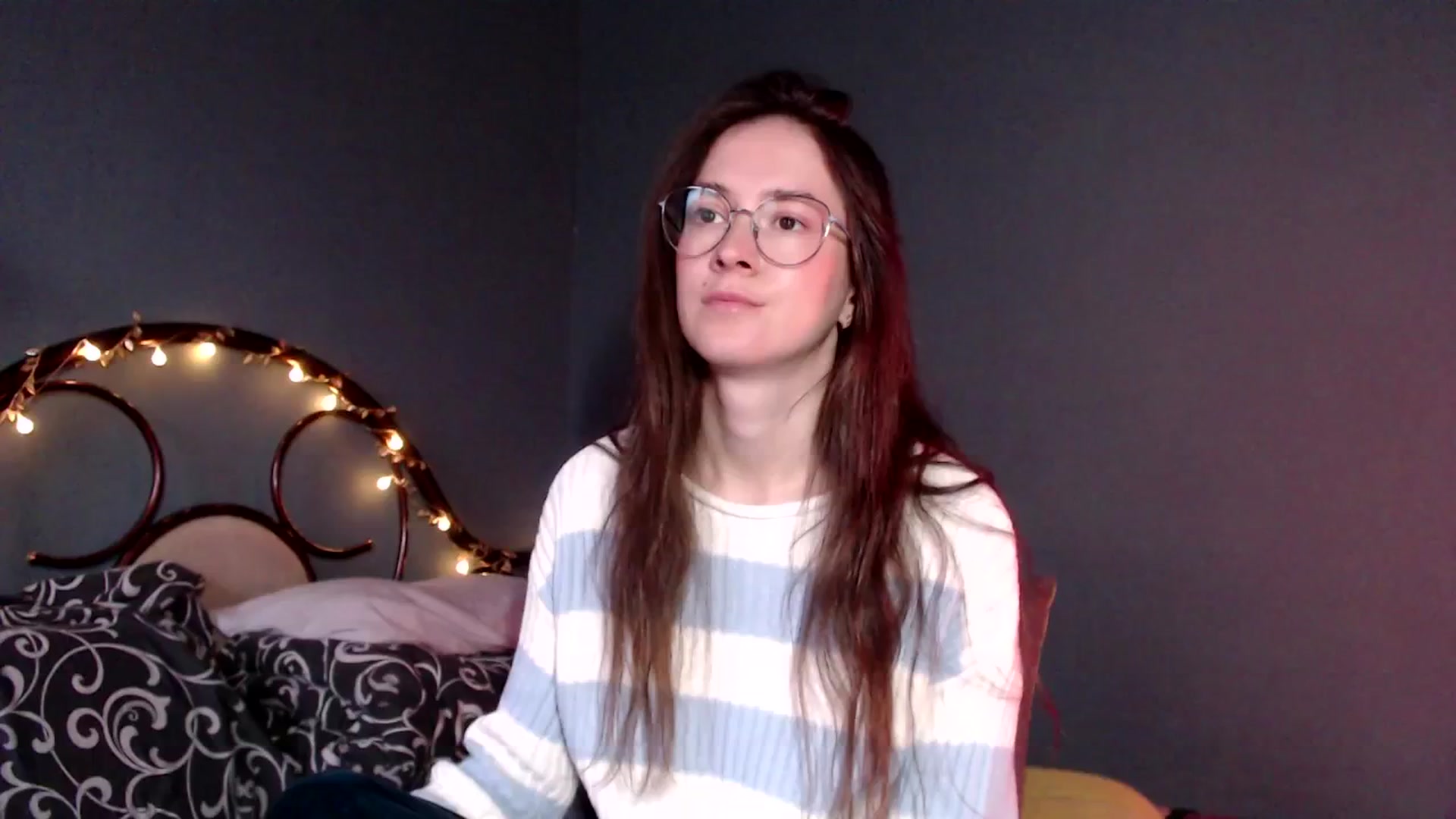 Gallery image thumbnail from Wow__kelly's myfreecams stream on, 11/30/2025, 12:50 image 9 of 20