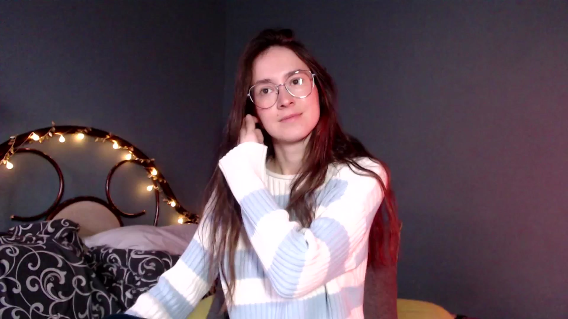 Gallery image thumbnail from Wow__kelly's myfreecams stream on, 11/30/2025, 12:50 image 3 of 20