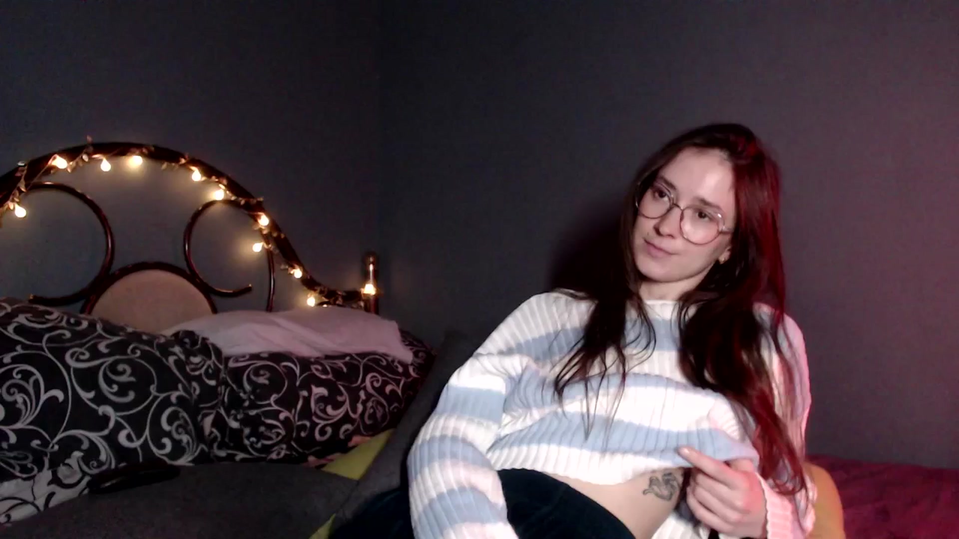 Gallery image thumbnail from Wow__kelly's myfreecams stream on, 11/30/2025, 13:51 image 11 of 20