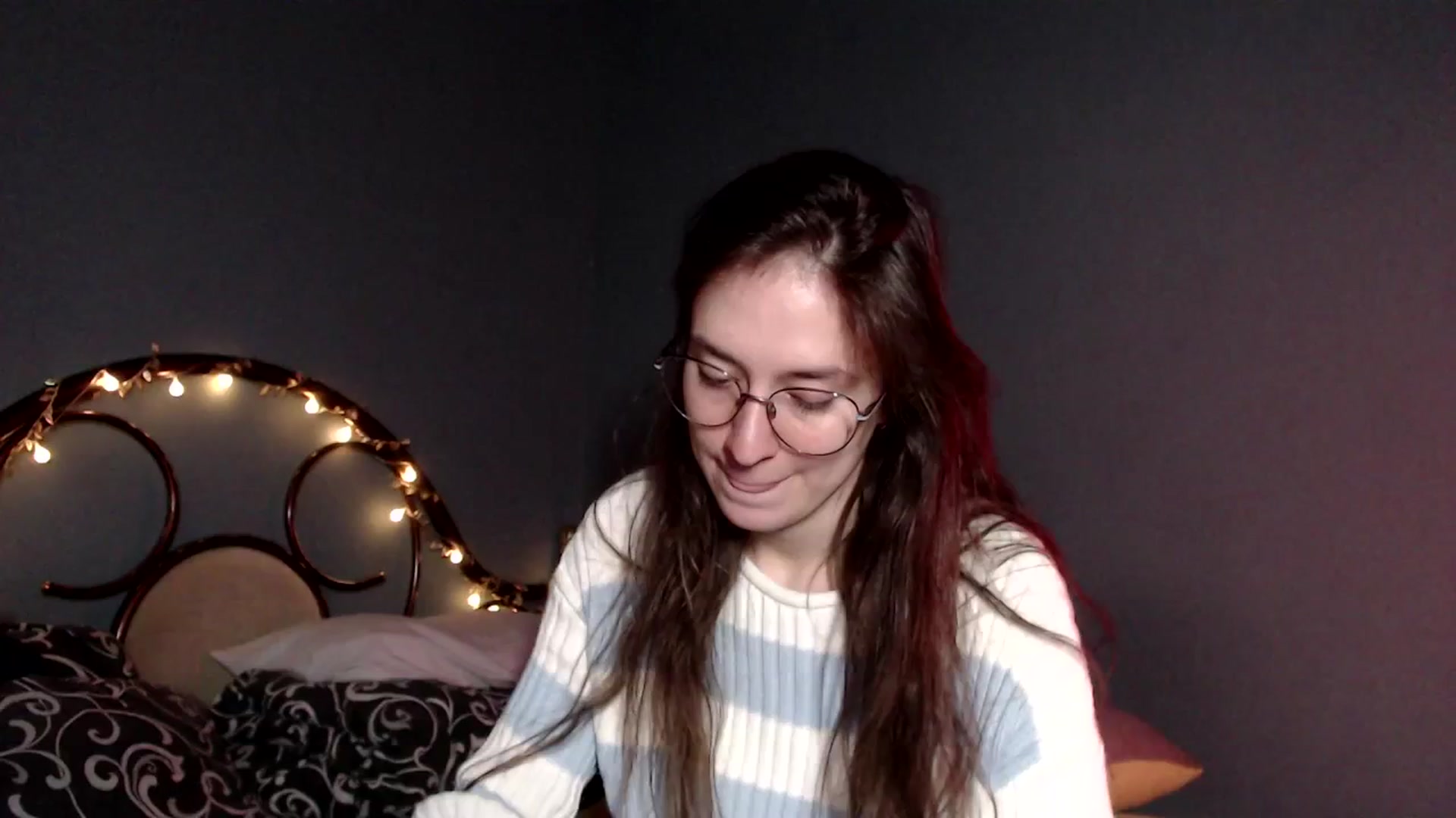 Gallery image thumbnail from Wow__kelly's myfreecams stream on, 11/30/2025, 18:31 image 5 of 20