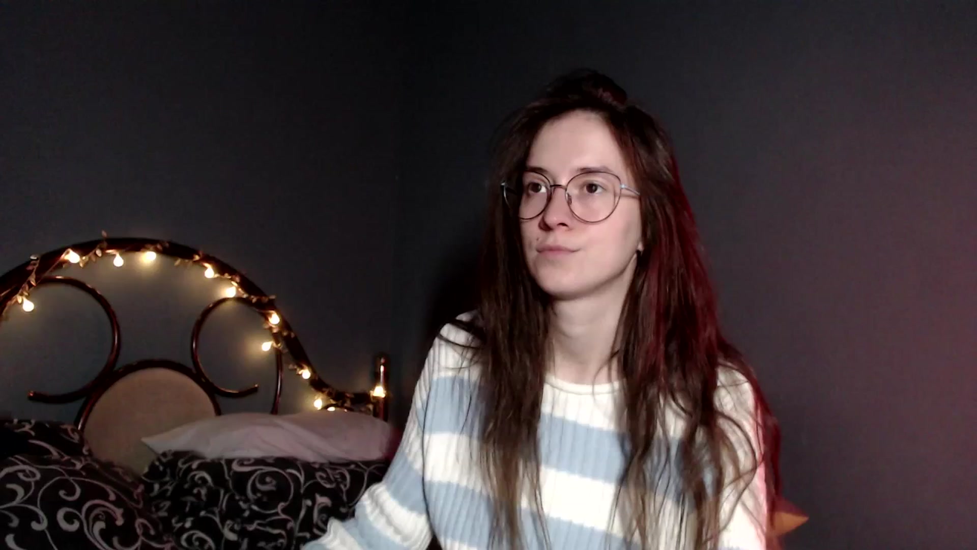 Gallery image thumbnail from Wow__kelly's myfreecams stream on, 11/30/2025, 18:31 image 1 of 20