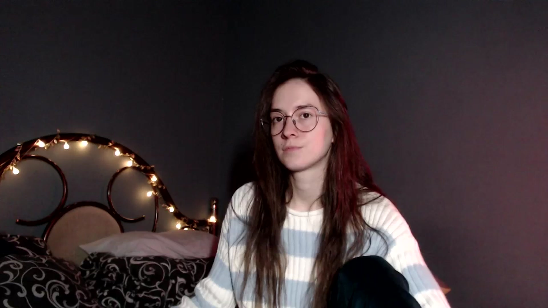 Gallery image thumbnail from Wow__kelly's myfreecams stream on, 11/30/2025, 18:31 image 7 of 20