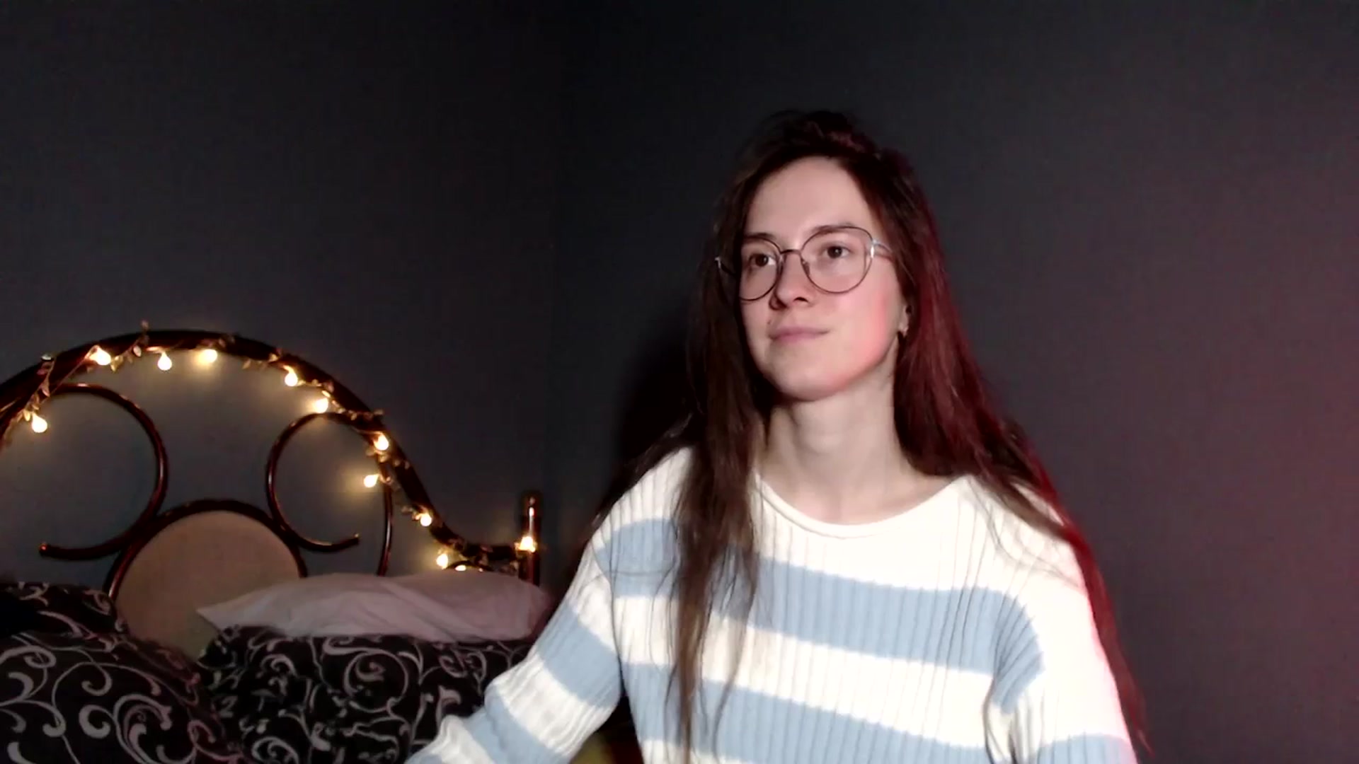 Gallery image thumbnail from Wow__kelly's myfreecams stream on, 11/30/2025, 18:31 image 14 of 20