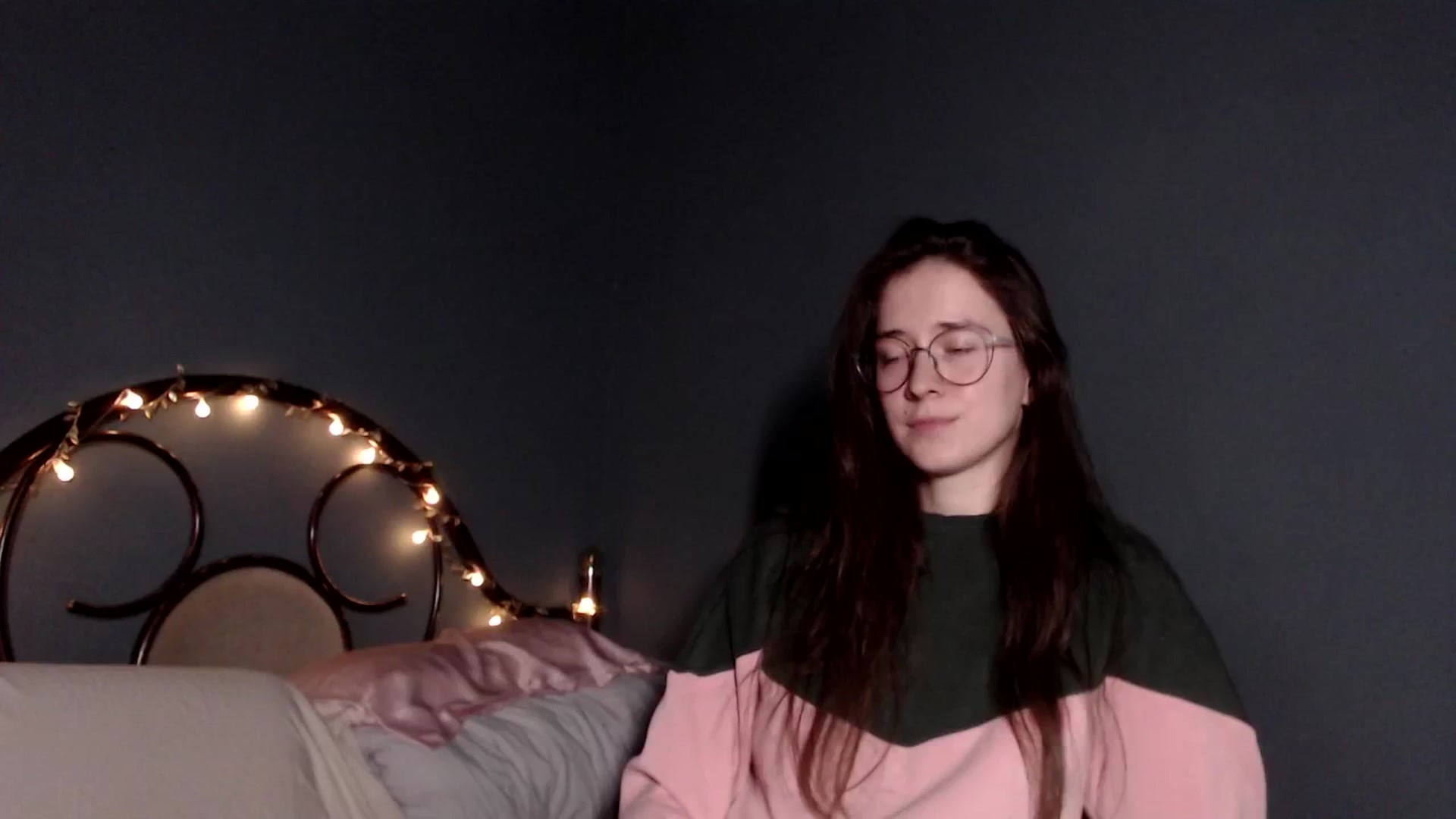 Gallery image thumbnail from Wow__kelly's myfreecams stream on, 12/02/2025, 17:26 image 10 of 20