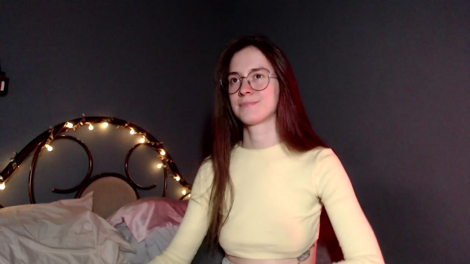 Gallery image thumbnail from Wow__kelly's myfreecams stream on, 12/06/2025, 16:10 image 8 of 20