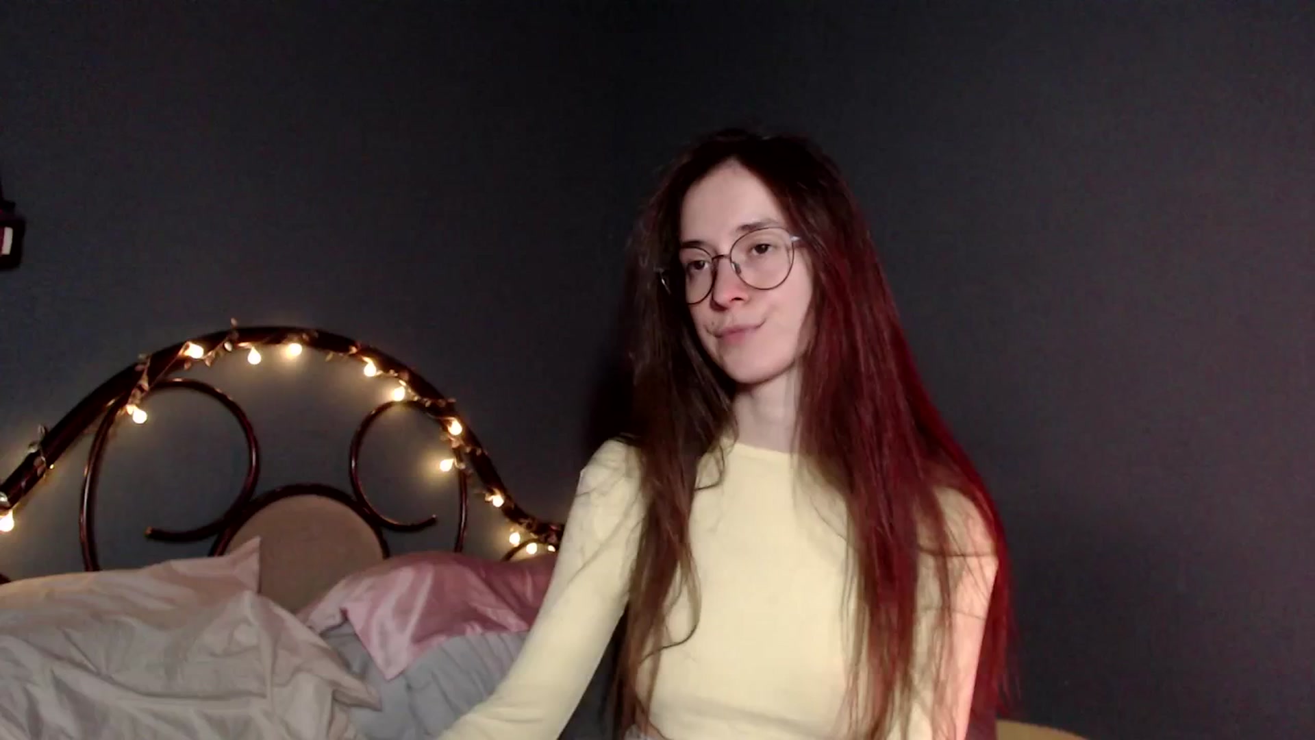 Gallery image thumbnail from Wow__kelly's myfreecams stream on, 12/06/2025, 16:10 image 16 of 20